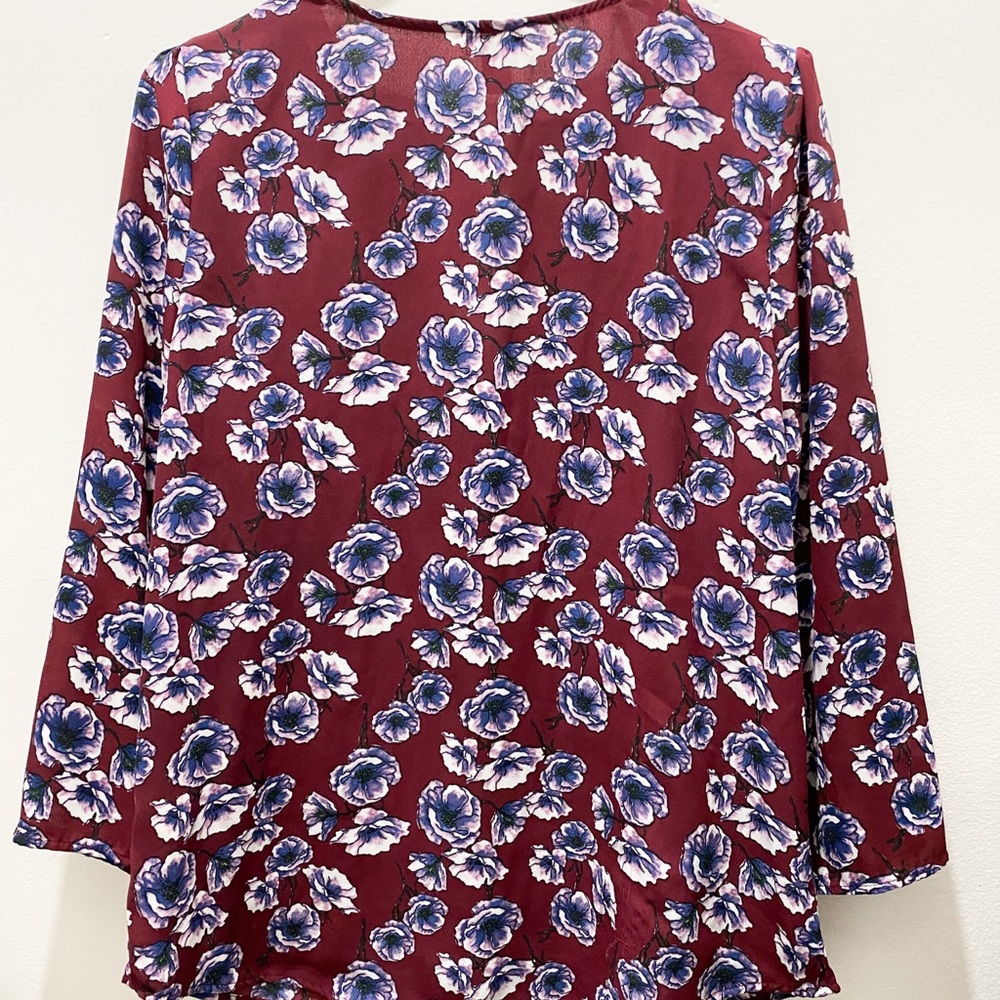 HINGE Maroon Floral Print V-Neck Blouse - Picture 13 of 14